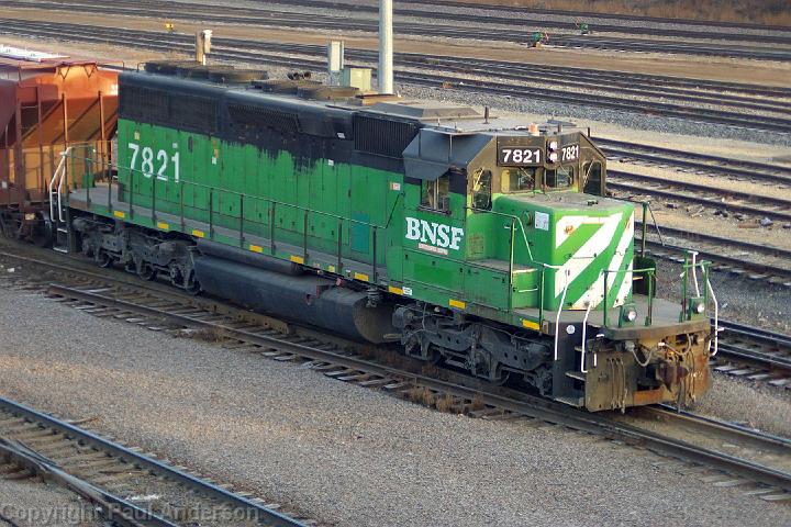 BNSF 7821 - SD40-2.jpg